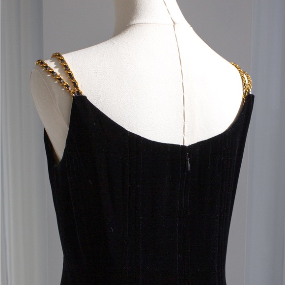 Chanel Vintage F/W 1993 Black Velvet Gold Chain Strap Corset 93A Dress - Picture 7 of 12
